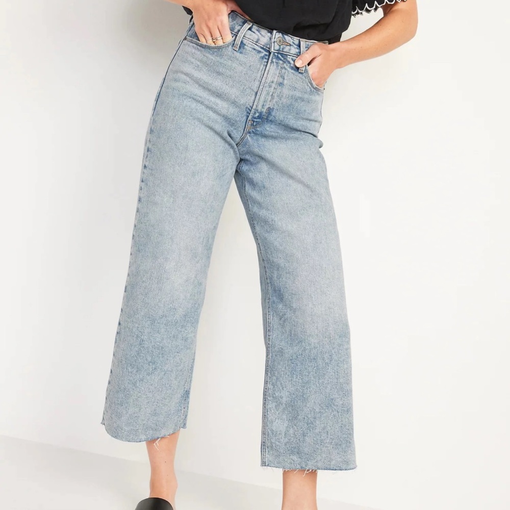 Old Navy Extra High Waist Wide Leg Raw Hem